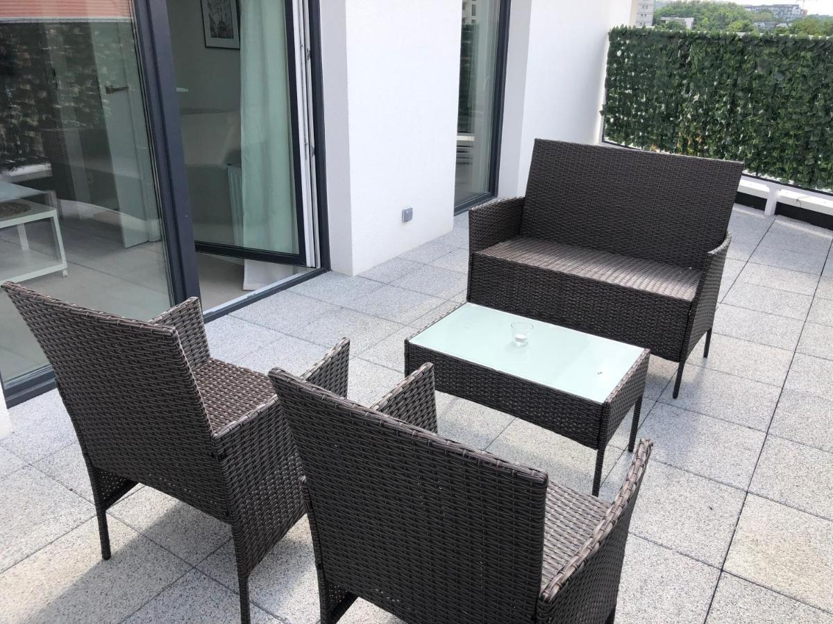 Apartament De Lux 45 Grabiszyńska Wrocław